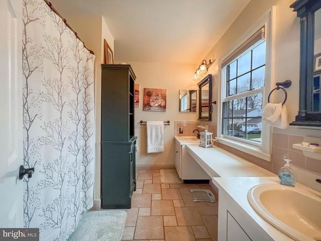 576 Trappe Ln, House other with 4 bedrooms, 3 bathrooms and null parking in LANGHORNE PA | Image 59