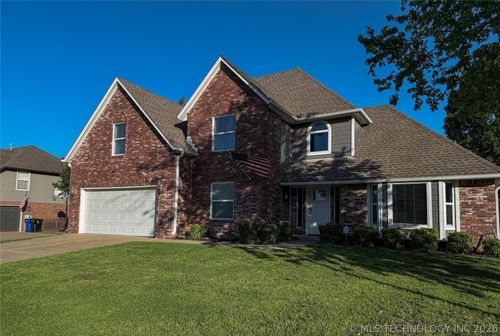 1310 Concord Pl, Broken Arrow, OK, 74012-9241 | Card Image