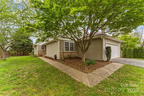 95 Wildwood Forest Ln, Mills River, NC, 28759-4644 | Card Image