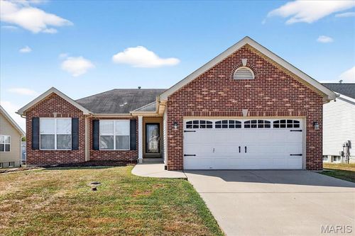 824 Foxglove Dr, Waterloo, IL, 62298-3176 | Card Image