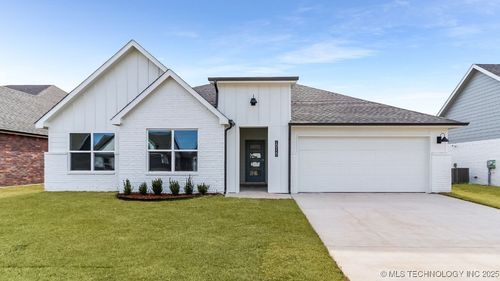 10120 E 131st Pl S, Bixby, OK, 74008-3372 | Card Image