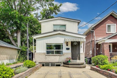 2 Sutherland Ave, East York, ON, M4C1R9 | Card Image