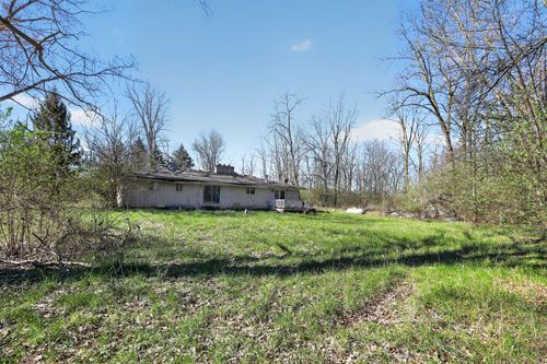 6718 Colf Road, Carleton, MI, 48117 | Card Image