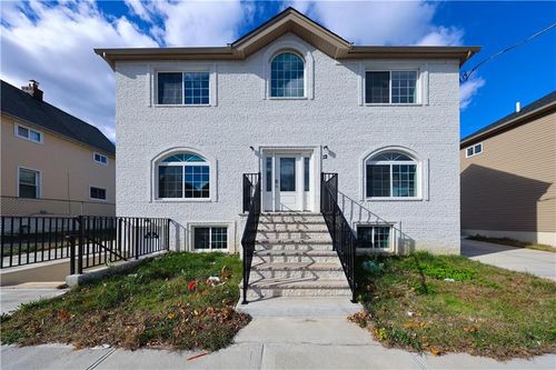 12 Simonson Ave, Staten Island, NY, 10303-2507 | Card Image
