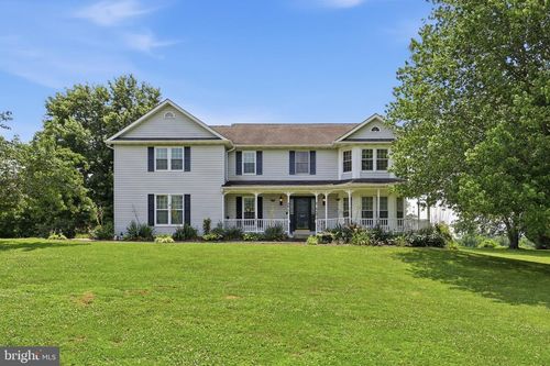 325 E Mountain Road, KNOXVILLE, MD, 21758 | Card Image