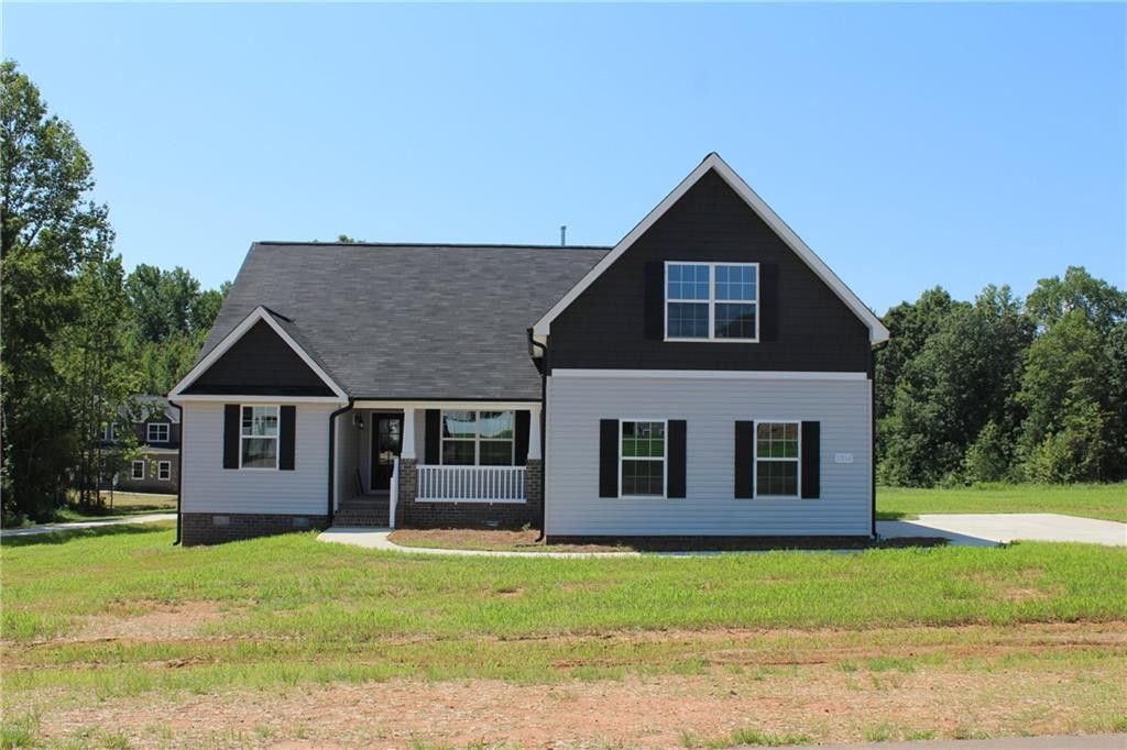 Reading Ct, Burlington, NC 27217