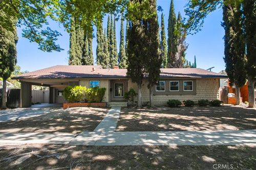 22217 Archwood St, Woodland Hills, CA, 91303-2444 | Card Image