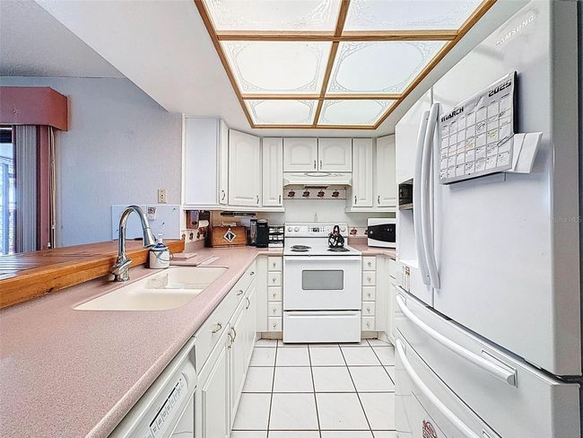 open kitchen | Image 13