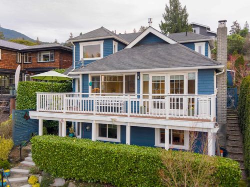 6252 Wellington Ave, West Vancouver, BC, V7W2H4 | Card Image