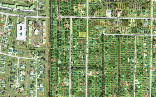 2067 Sulstone Dr, PUNTA GORDA, FL, 33983 | Card Image