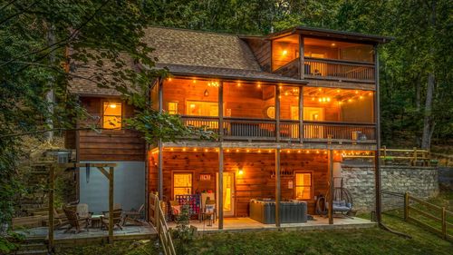 111 Windy Valley Spur, Blue Ridge, GA, 30513-6967 | Card Image