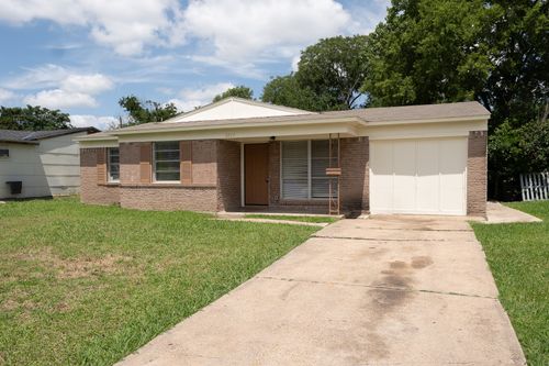 3057 Dogwood Drive, Mesquite, TX, 75150 | Card Image