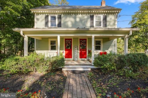 65 Mathews Ave, DOYLESTOWN, PA, 18901-5115 | Card Image