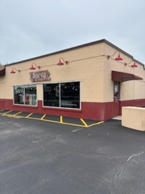 427 S Governors Hwy, Peotone, IL, 60468-9116 | Card Image