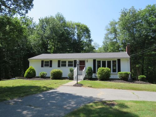 40 Rockland St, North Easton, MA, 02356-2504 | Card Image