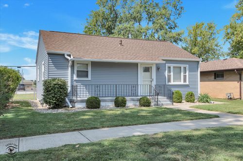 183 N Forest Ave, Bradley, IL, 60915-1517 | Card Image