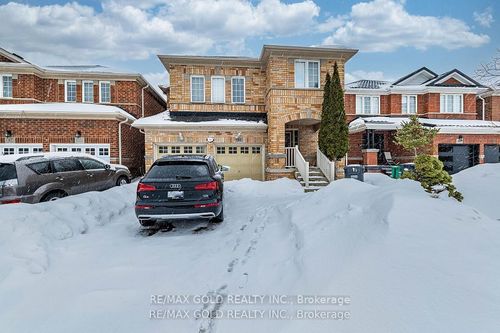 bsmt-84 Crown Victoria Dr, Brampton, ON, L7A3X1 | Card Image
