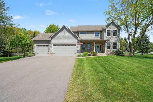2350 Fawn Hill Ct, Chanhassen, MN, 55317-8437 | Card Image
