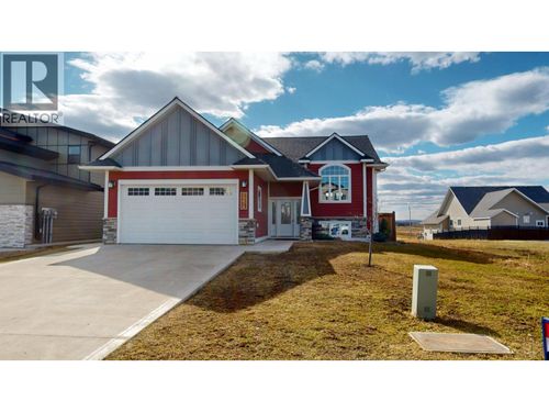 10616 110 St, Fort St John, BC, V1J0N3 | Card Image