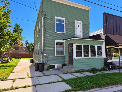 6063 S Railroad St, Burlington, WI, 53105-9039 | Card Image