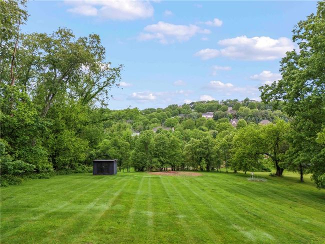 857 E Mcmurray Rd, House other with 3 bedrooms, 3 bathrooms and 2 parking in Peters Twp PA | Image 37