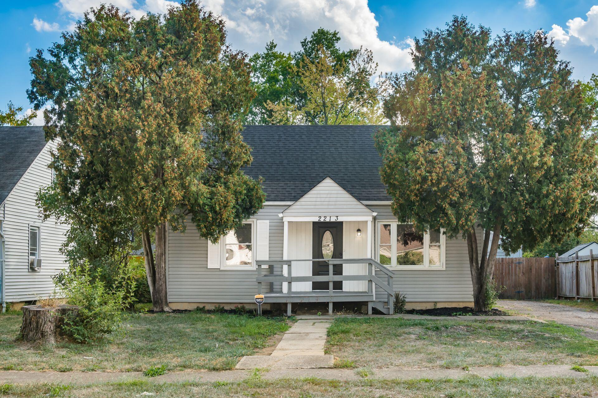 Earl Ave, Columbus, OH 43211
