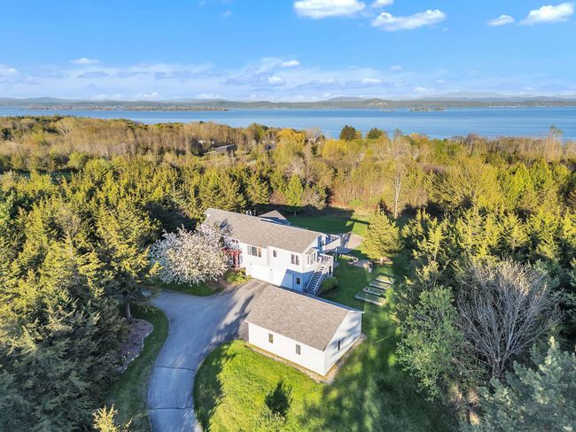 47 Townline Road, House other with 4 bedrooms, 2 bathrooms and null parking in Grand Isle VT | Image 1
