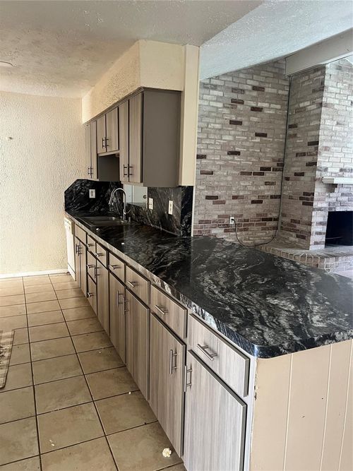 10446 Towneview Dr, Sugar Land, TX, 77498-1552 | Card Image
