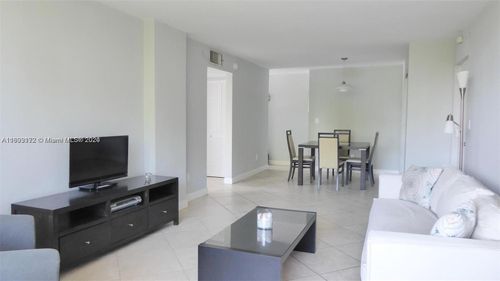 apt-401-631 Jefferson Ave, Miami Beach, FL, 33139-8527 | Card Image