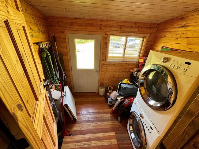 17 Twenty Peak Gulch Ln, House other with 2 bedrooms, 2 bathrooms and null parking in Trout Creek MT | Image 16