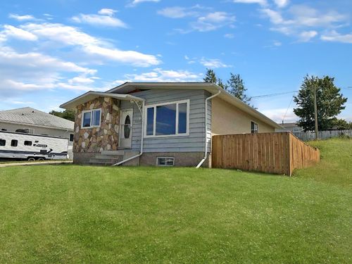 11037 Swann Drive, Grande Cache, AB, T0E0Y0 | Card Image
