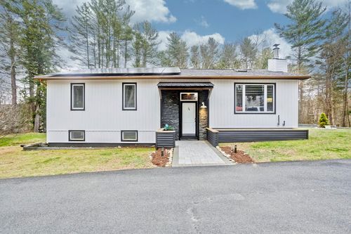 26 Farrar Rd, Shutesbury, MA, 01072-9764 | Card Image