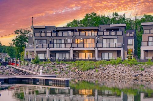 74 Marina Village Dr, Port Severn, ON, L0K1S0 | Card Image