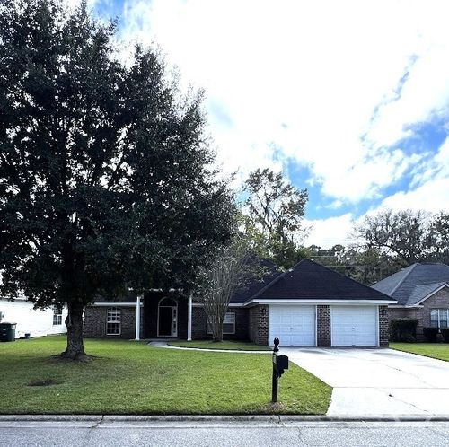 105 Laurens Ln, Savannah, GA, 31419-8811 | Card Image