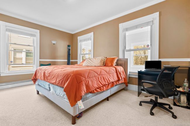 39 - 37-39 Julius St, Home with 7 bedrooms, 3 bathrooms and null parking in Hartford CT | Image 5
