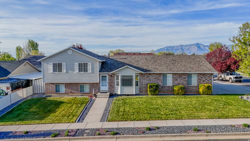 3004 W 4650 S, Roy, UT, 84067-8957 | Card Image