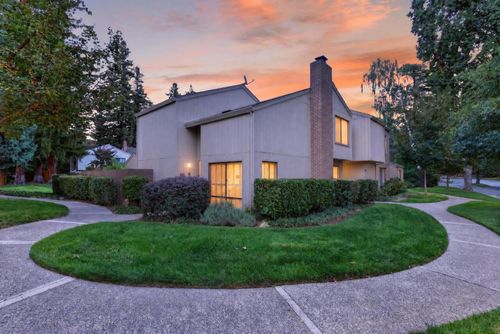 2279 Swarthmore Dr, Sacramento, CA, 95825-6607 | Card Image