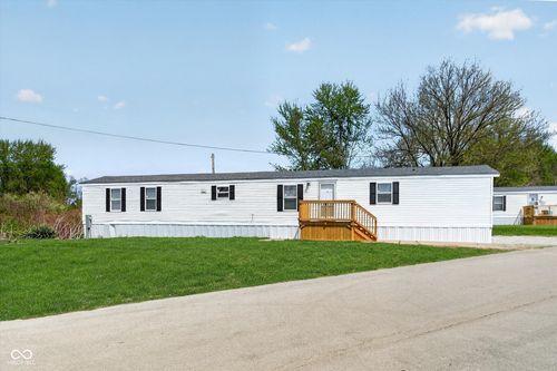 143 Echo Lake East Dr, Mooresville, IN, 46158-8910 | Card Image