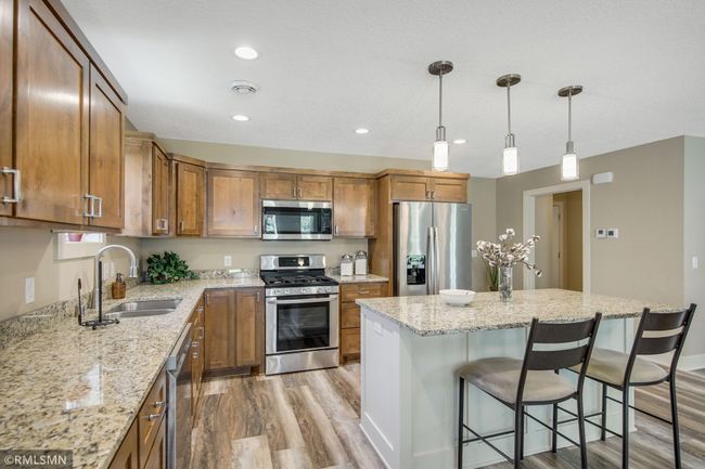 15563 Xalapa St Ne, Townhouse with 3 bedrooms, 3 bathrooms and null parking in Columbus MN | Image 4