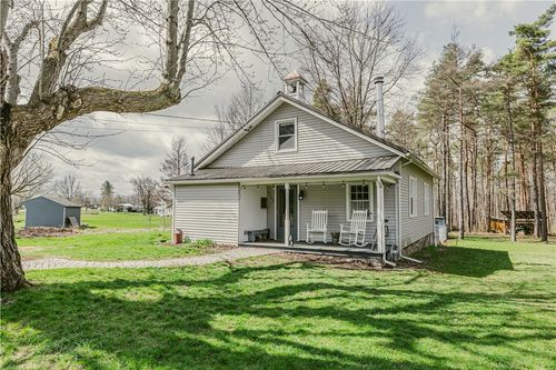 3742 Oakmount Rd, Bloomfield, NY, 14469-9603 | Card Image