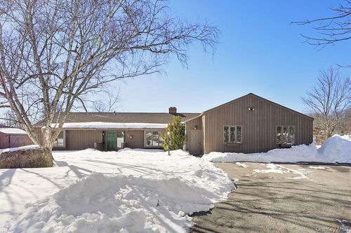 667 Milltown Rd, Brewster, NY, 10509-5106 | Card Image