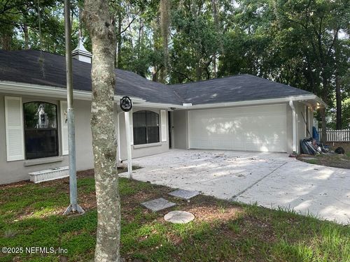 545 Ash St, Orange Park, FL, 32073-2905 | Card Image