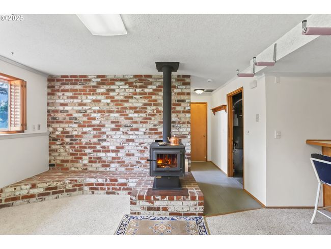 2335 5 Th St, House other with 3 bedrooms, 2 bathrooms and 2 parking in Columbia City OR | Image 32