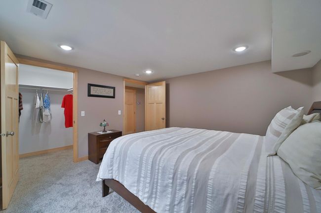 718 Main Ave N, House other with 6 bedrooms, 4 bathrooms and null parking in Park Rapids MN | Image 52