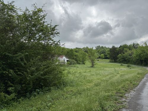954 Normandy Ln, Normandy, TN, 37360-2100 | Card Image