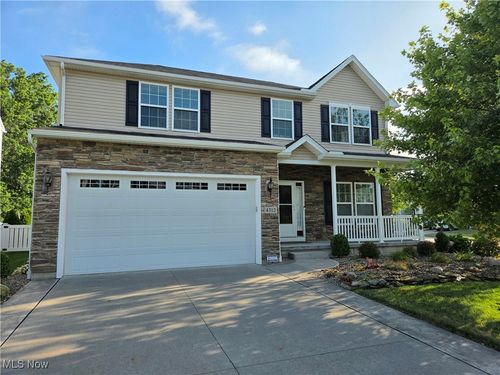 4312 Brooks Ct, Lorain, OH, 44053-4421 | Card Image