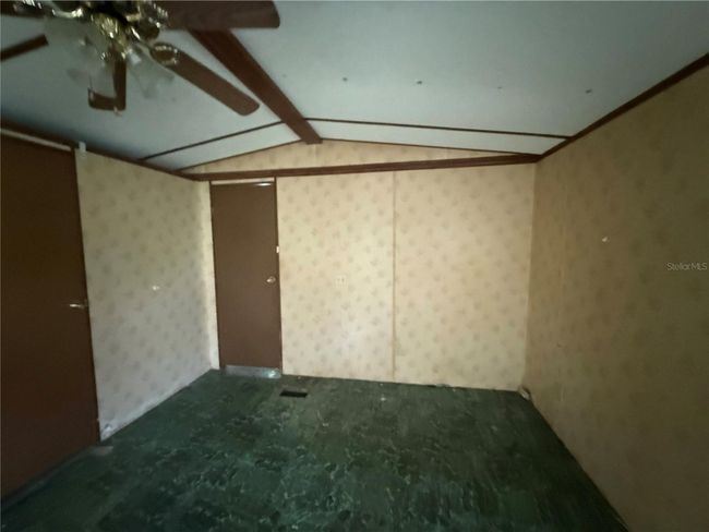 13461 Ne 15 Th Ter, House other with 3 bedrooms, 2 bathrooms and null parking in Trenton FL | Image 10