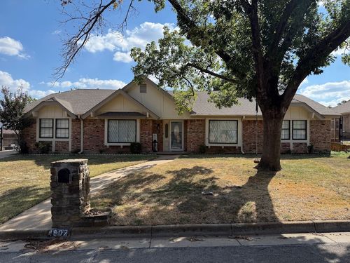 4602 Weyhill Dr, Arlington, TX, 76013-5447 | Card Image