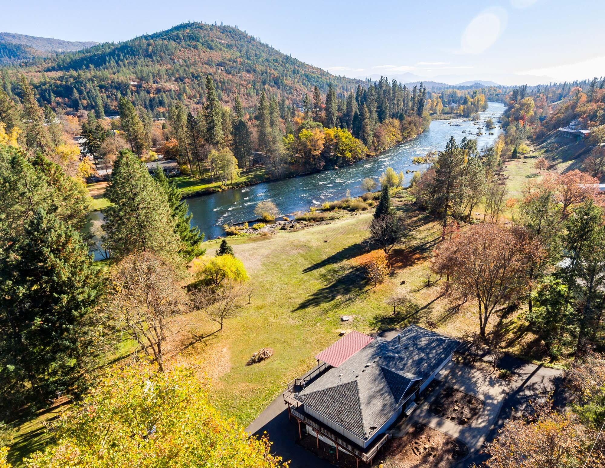 Rogue River Dr, Shady Cove, OR 97539