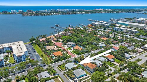 103 16th Ave S, Lake Worth Beach, FL, 33460-5801 | Card Image